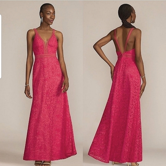 DB STUDIO allover‎ lace illusion plunge gown - Picture 1 of 2
